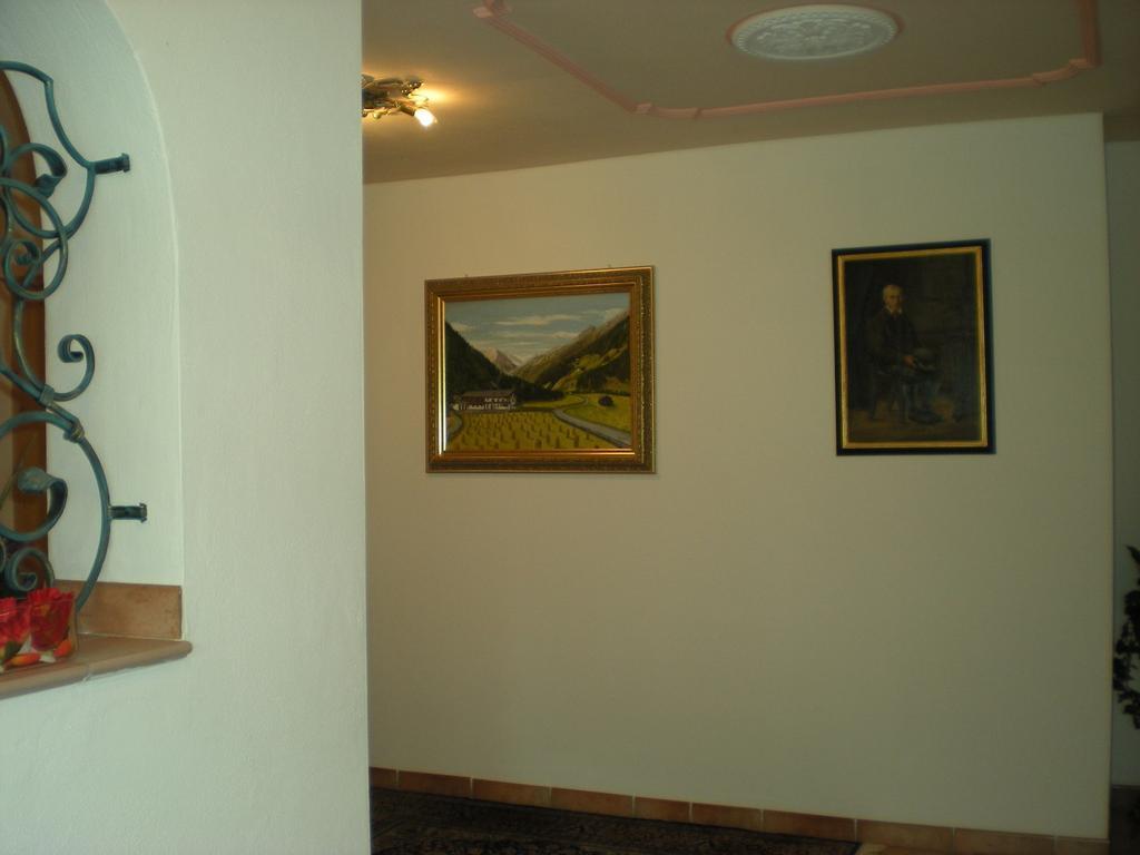 Pension Peter Neustift im Stubaital Bagian luar foto