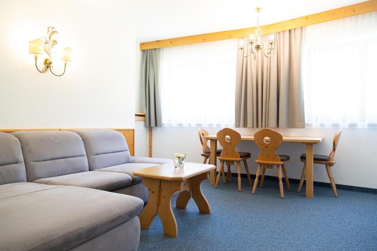 Pension Peter Neustift im Stubaital Bagian luar foto