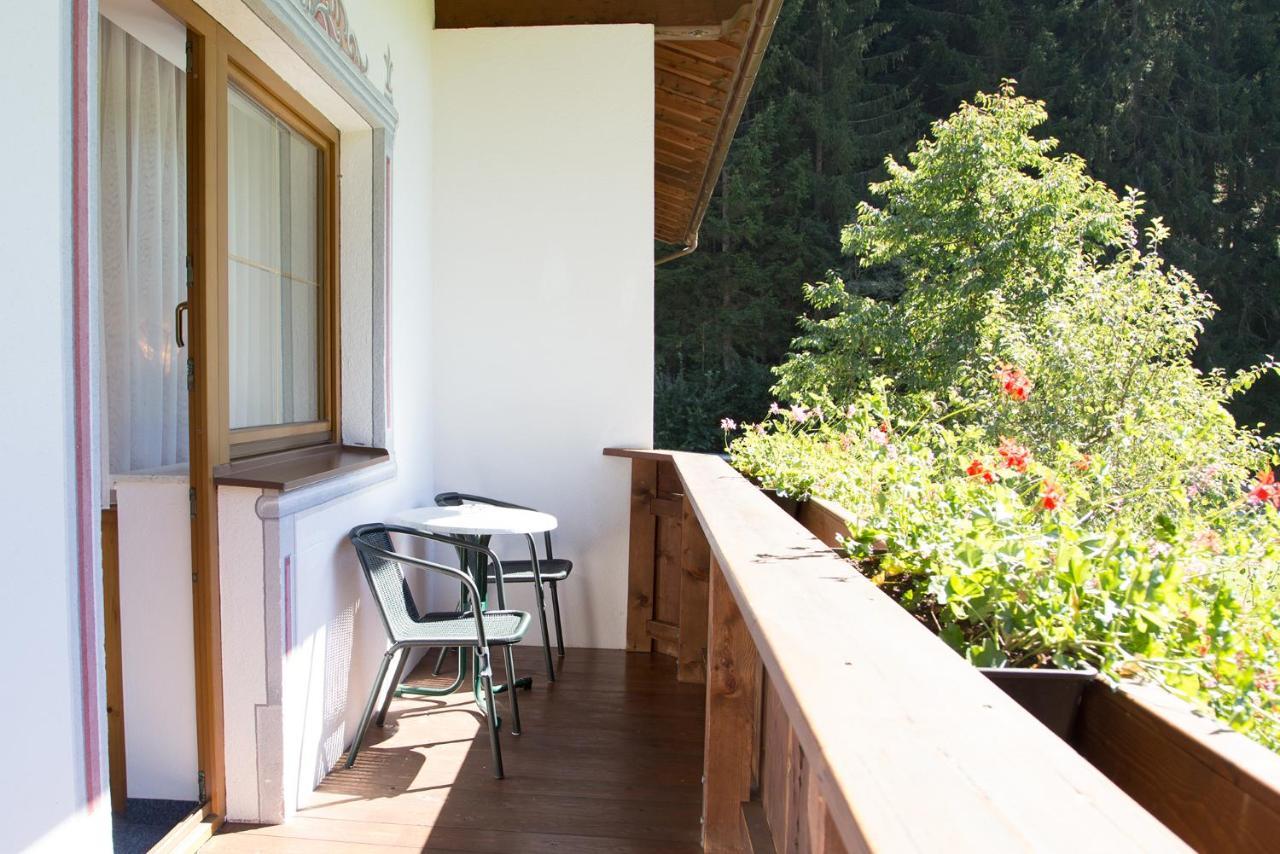 Pension Peter Neustift im Stubaital Bagian luar foto