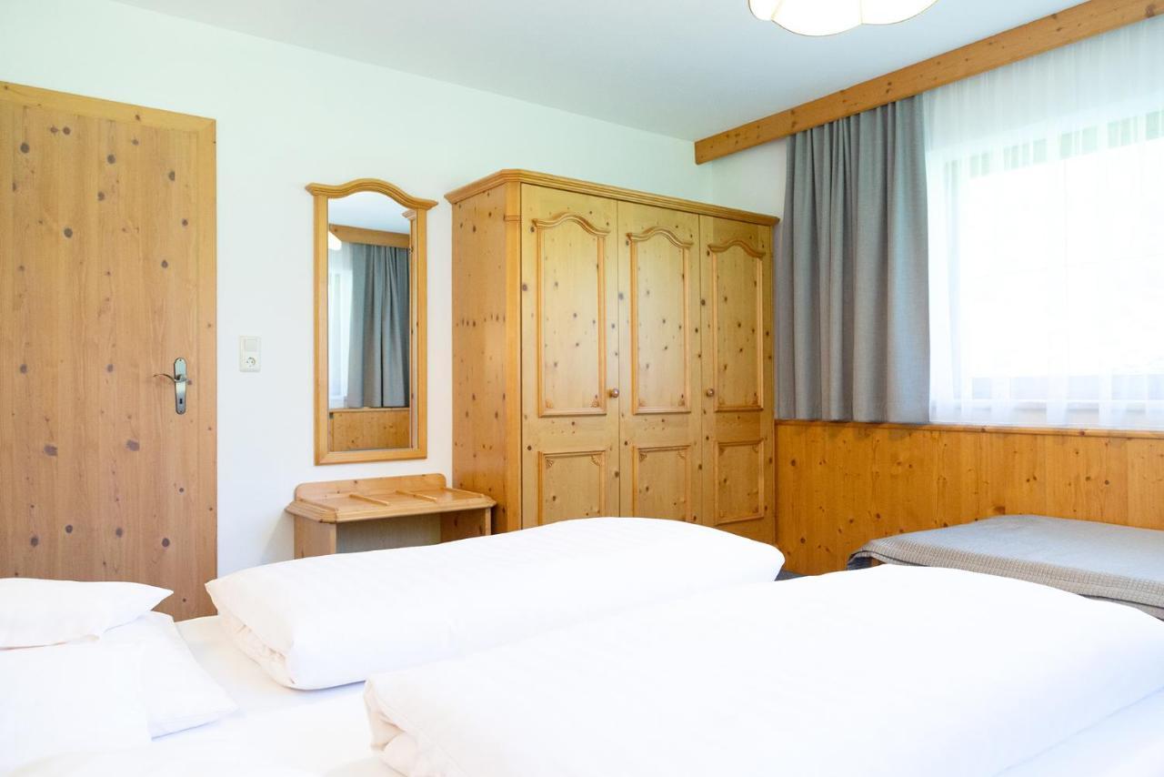 Pension Peter Neustift im Stubaital Bagian luar foto